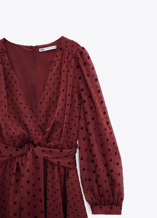 Мини-платье с вышивкой плюметы