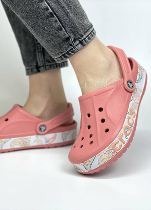 Crocs x Lisa Frank s children s clogs