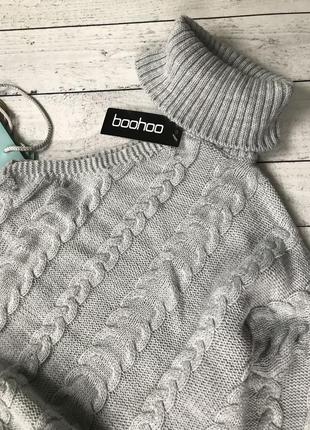 Свитер с одним рукавом на одно плече