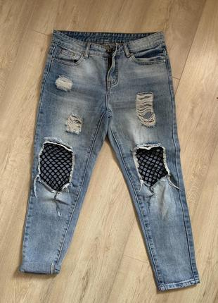 Моми ( джинси )