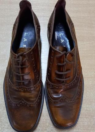 Туфли,отличная кожа,размер 381/2 сделаны в италии4 фото