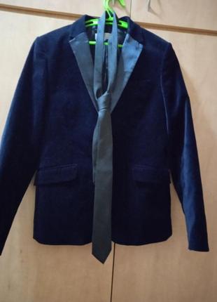 Пиджак на мальчика h&m  с галстуком.2 фото