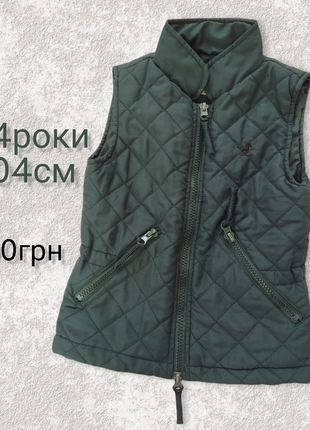 Жилетка безрукавка
