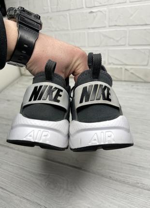 Кросівки nike huarache6 фото