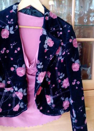 Яркий и необычный вельветовый пиджак