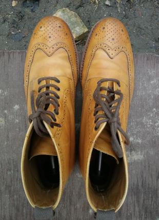Мужские коричневые ботинки броги grenson sharp5 фото