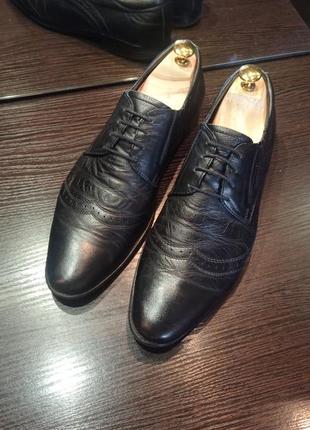 Туфлі дербі оксворды броги mida, як loake, clarks, barker, ecco