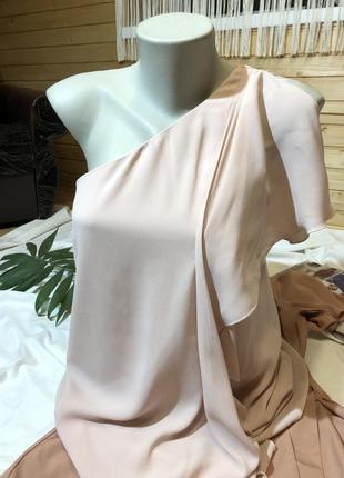 Світла елегантна сукня на одне плече від asos7 фото