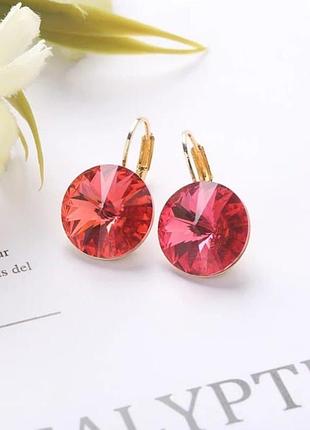 Красивые и удобные сережки