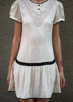 Літнє плаття біле. індія