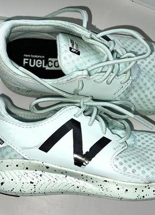 Кросівки new balance