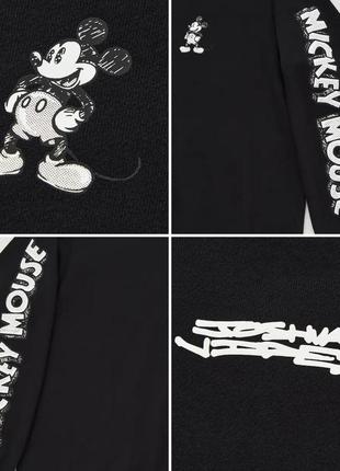 Монохромна толстовка мікі disney uniqlo8 фото