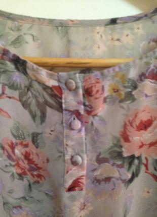 Шифоновая блуза с цветочным принтом2 фото