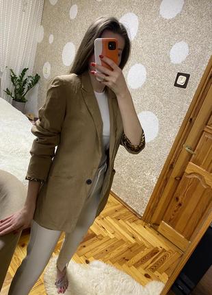 Лёгкий базовый пиджак цвета кемел от zara