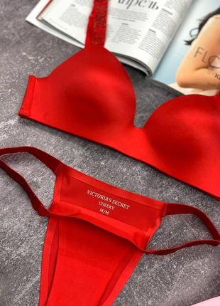 Комплект нижнего белья victoria’s secret бесшовный красный подарок на 14 февраля 8 марта
