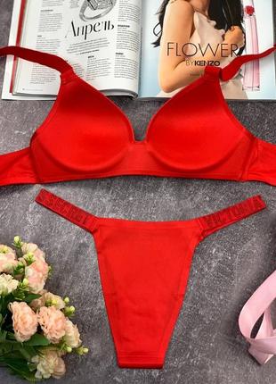 Комплект нижнего белья victoria’s secret бесшовный красный подарок на 14 февраля 8 марта