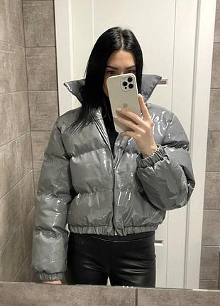Трендовая виниловая лак куртка пуффер puffer пуховик