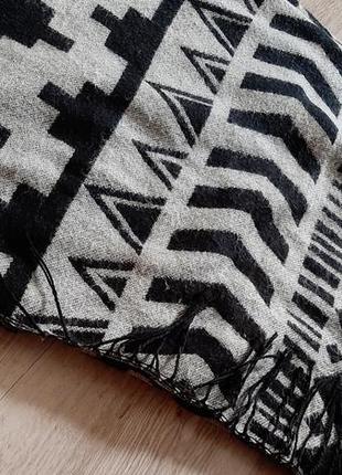 Великий теплий шарф