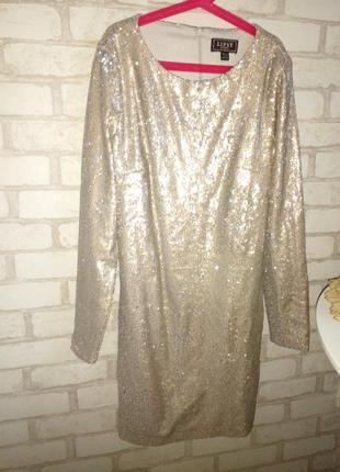 Сукня в паетках блесящее розмір м