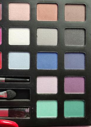 Набор декоративной косметики тени блек румяна орифлейм oriflame