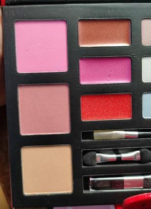 Набор декоративной косметики тени блек румяна орифлейм oriflame