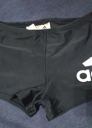 Спортивні шорти adidas s/xs