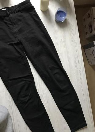 1+1=3!!! акция!! чёрные классические джинсы в обтяжку