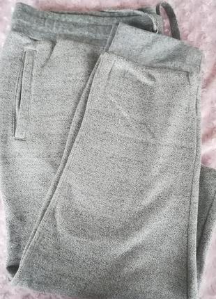Спортивные штаны на флисе