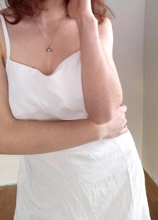 Біле плаття із відкритою спинкою2 фото