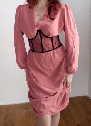 Плаття у кольорі пудра 2