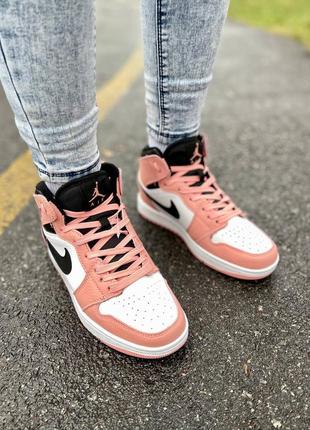 Nike air jordan 1 retro pink брендовые розовые высокие кроссовки найк джордан жіночі трендові рожеві кросівки2 фото