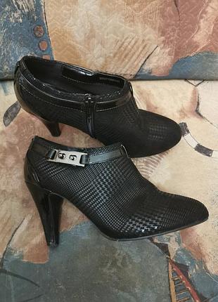 Туфли ботиночки на каблуке lotus 23см
