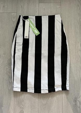 Юбка новая в полоску