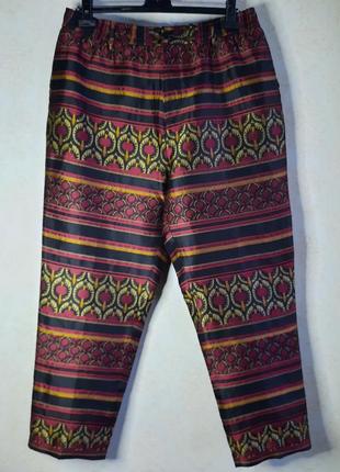 Штани на резинці завужені оригінальної забарвлення