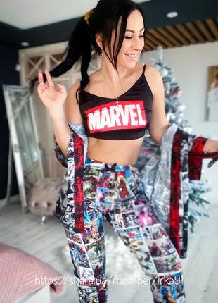 Шовкова піжама з принтом marvel