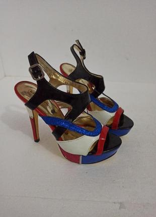 Босоніжки на шпильці like you