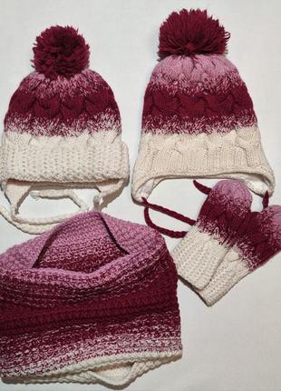 Зимний набор – шапка, снуд и варежки для девочки
