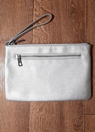 Клатч, косметичка, срібляста, на руку, синтетична шкіра