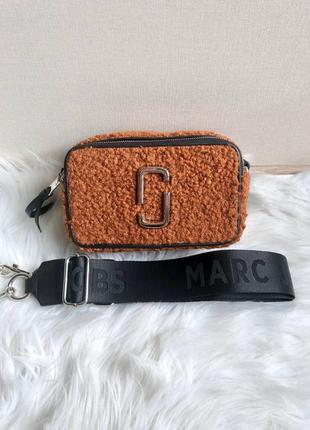 Marc jacobs teddy brown брендовий теракотова коричнева плюшева сумочка тренд сезону жіноча коричнева стильна сумка1 фото