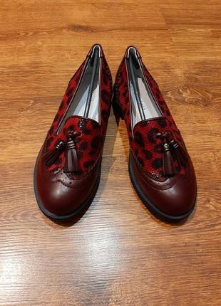 Туфлі на дівчинку