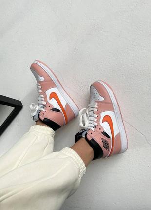 Nike air jordan 1 retro ‘pink/orange’ женские кроссовки найк аир джордан5 фото