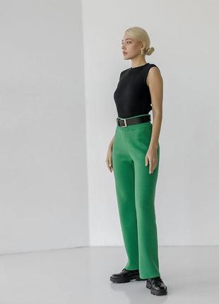 Женские вязанные брюки зеленого цвета. модель 2082 trikobakh bellise9 фото