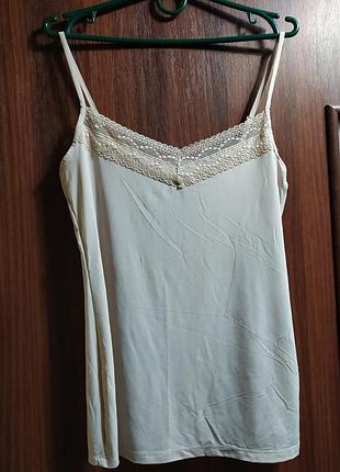 Бежева гладенька маєчка m&s, eur 40