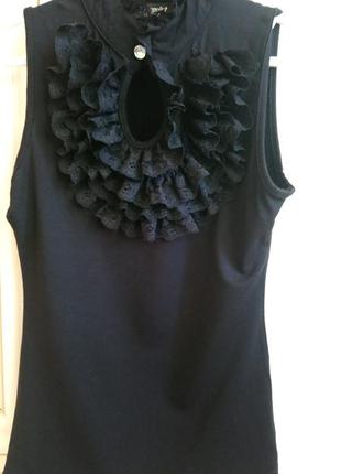 Блуза,футболка,майка з мереживним жабо.