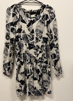 Блуза подовжена bikbok p.xs #526. sale❗️❗️❗️