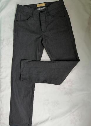 Продам джинсы размер 30s