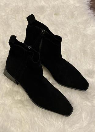 Стильные ботинки zara, черного цвета. внешне натуральная замша, внутри кожа7 фото