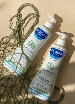 Очищаючий гель для тіла та волосся mustela, 500ml