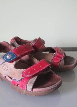 Итальянские кожаные босоножки naturino, размер 25