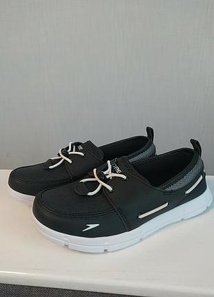 Speedo/чорно-білі/36 розмір